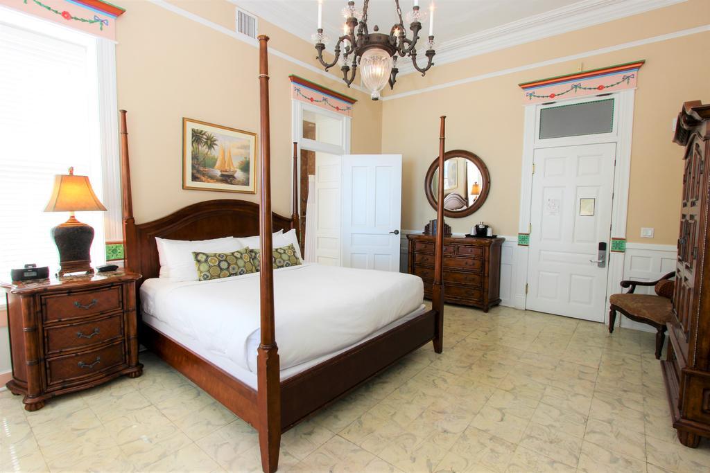 Southernmost House Hotel (Adults Only) 키웨스트 외부 사진