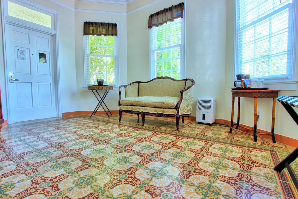 Southernmost House Hotel (Adults Only) 키웨스트 외부 사진