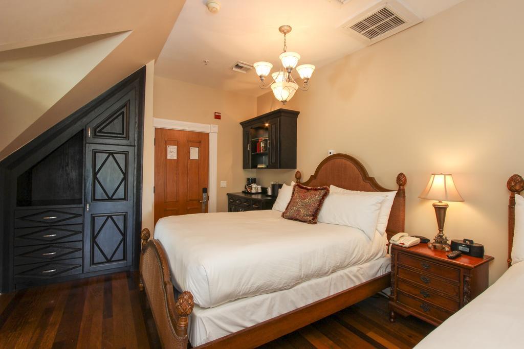 Southernmost House Hotel (Adults Only) 키웨스트 외부 사진